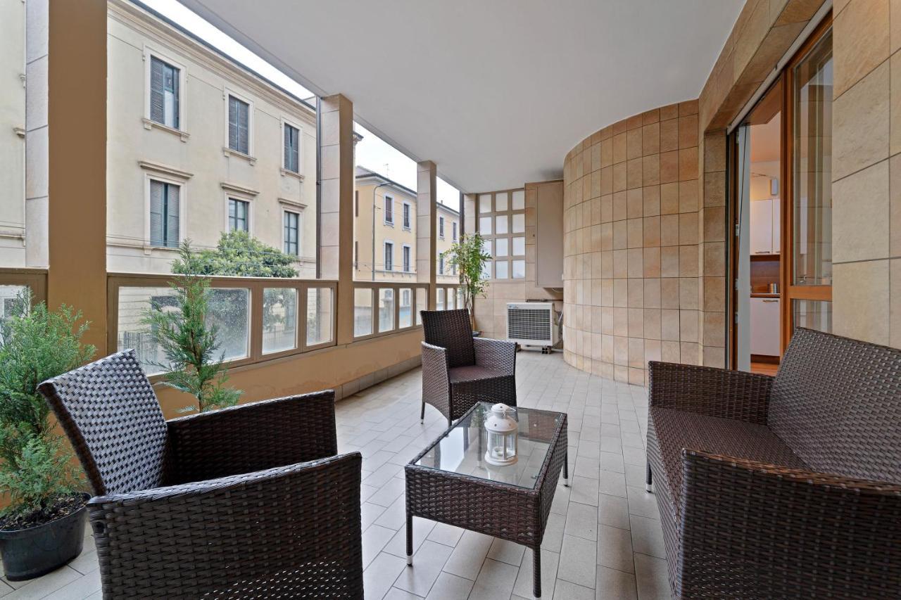 Best Way Rent - Appartamento Con Terrazzo Zona Sempione Mediolan Zewnętrze zdjęcie
