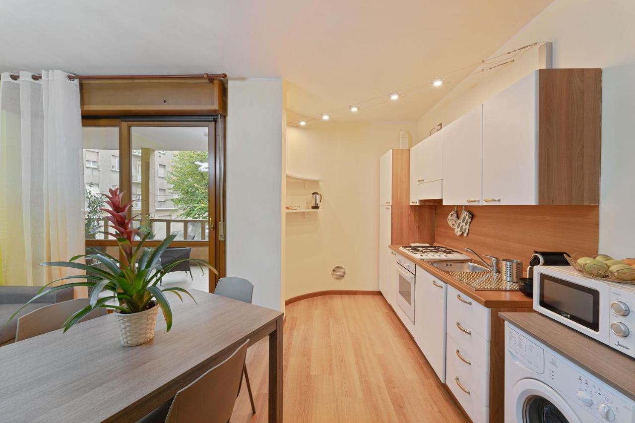 Best Way Rent - Appartamento Con Terrazzo Zona Sempione Mediolan Zewnętrze zdjęcie
